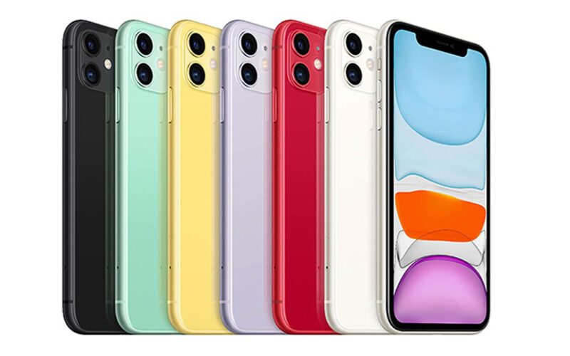 iPhone 11 - Ponsel cerdas dengan kamera ganda dan layar Liquid Retina.